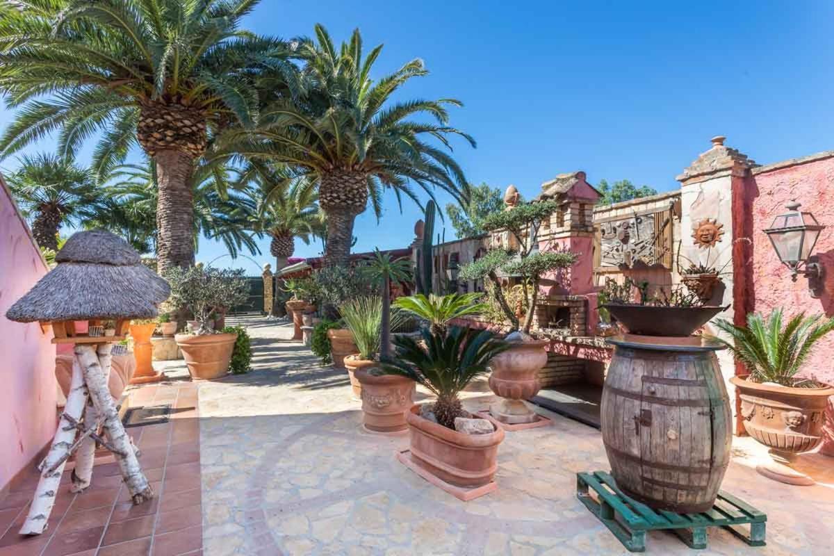 富鲁米尼别墅酒店 弗里米尼迪夸尔图 外观 照片